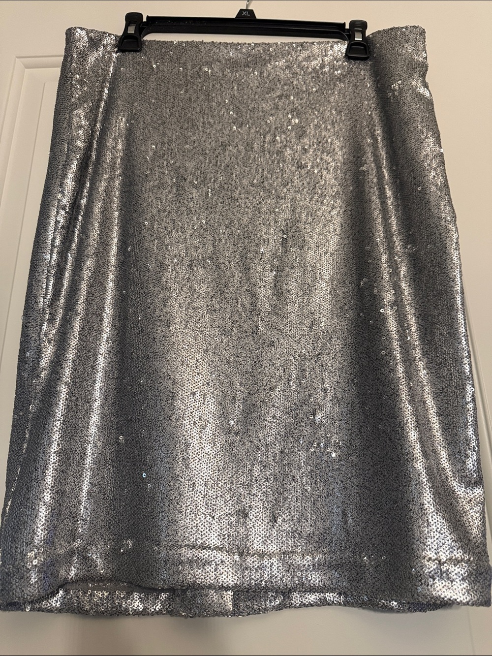 NWT White House Black Market Silver sequins skirt, Size 12